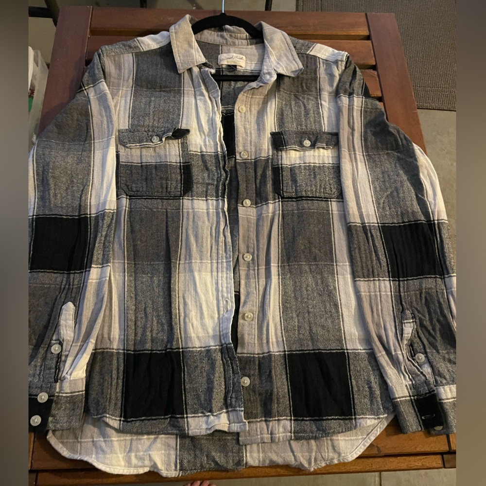 Universal Thread Plaid Flannel Size Small